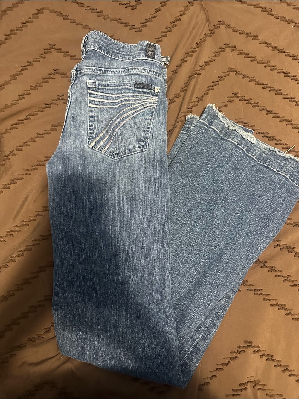 7 For All Mankind Light Blue Wide-Leg Jeans with Frayed Hem - Picture 2 of 6